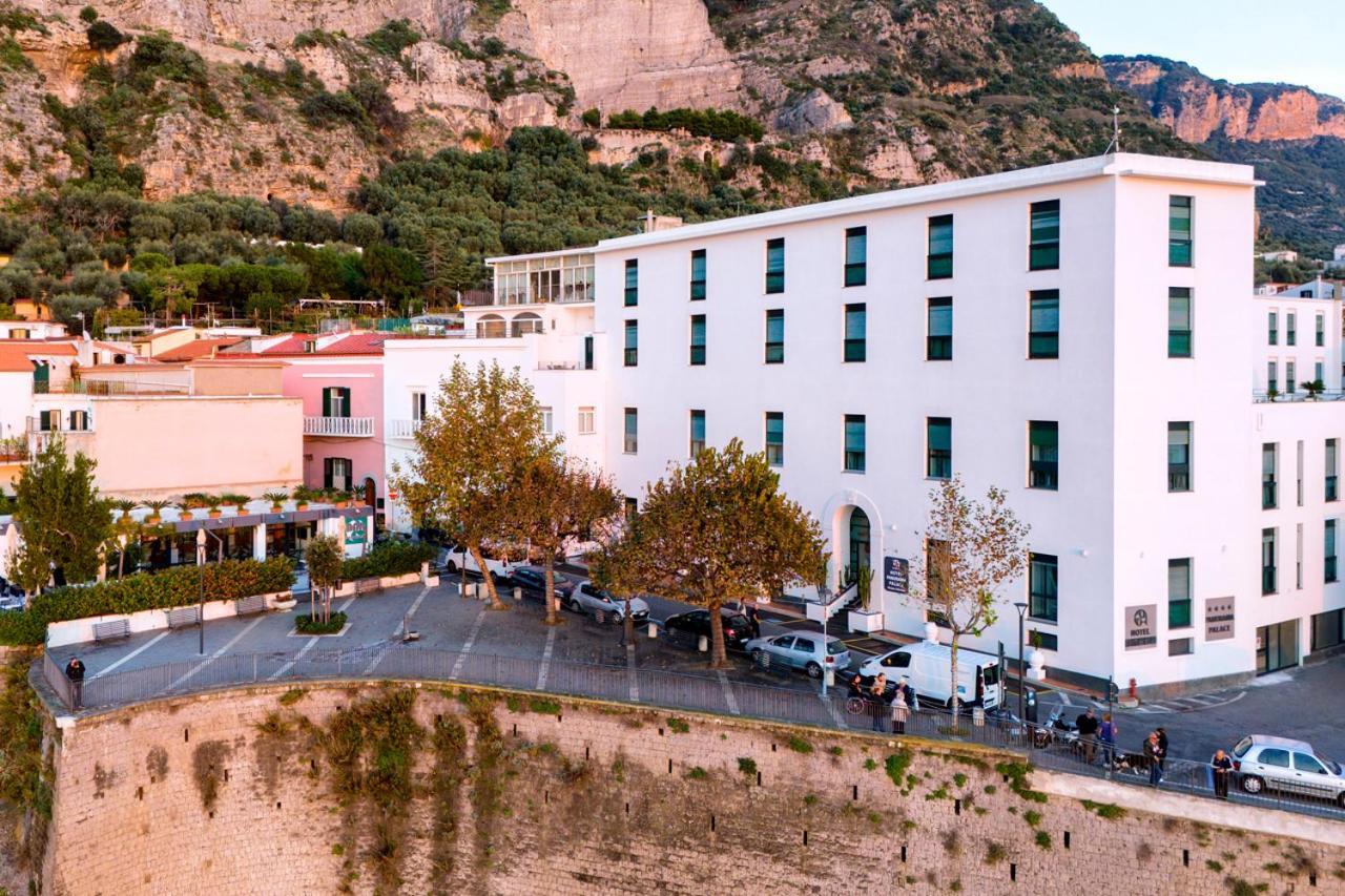 Panorama Palace Hotel Мета Екстер'єр фото